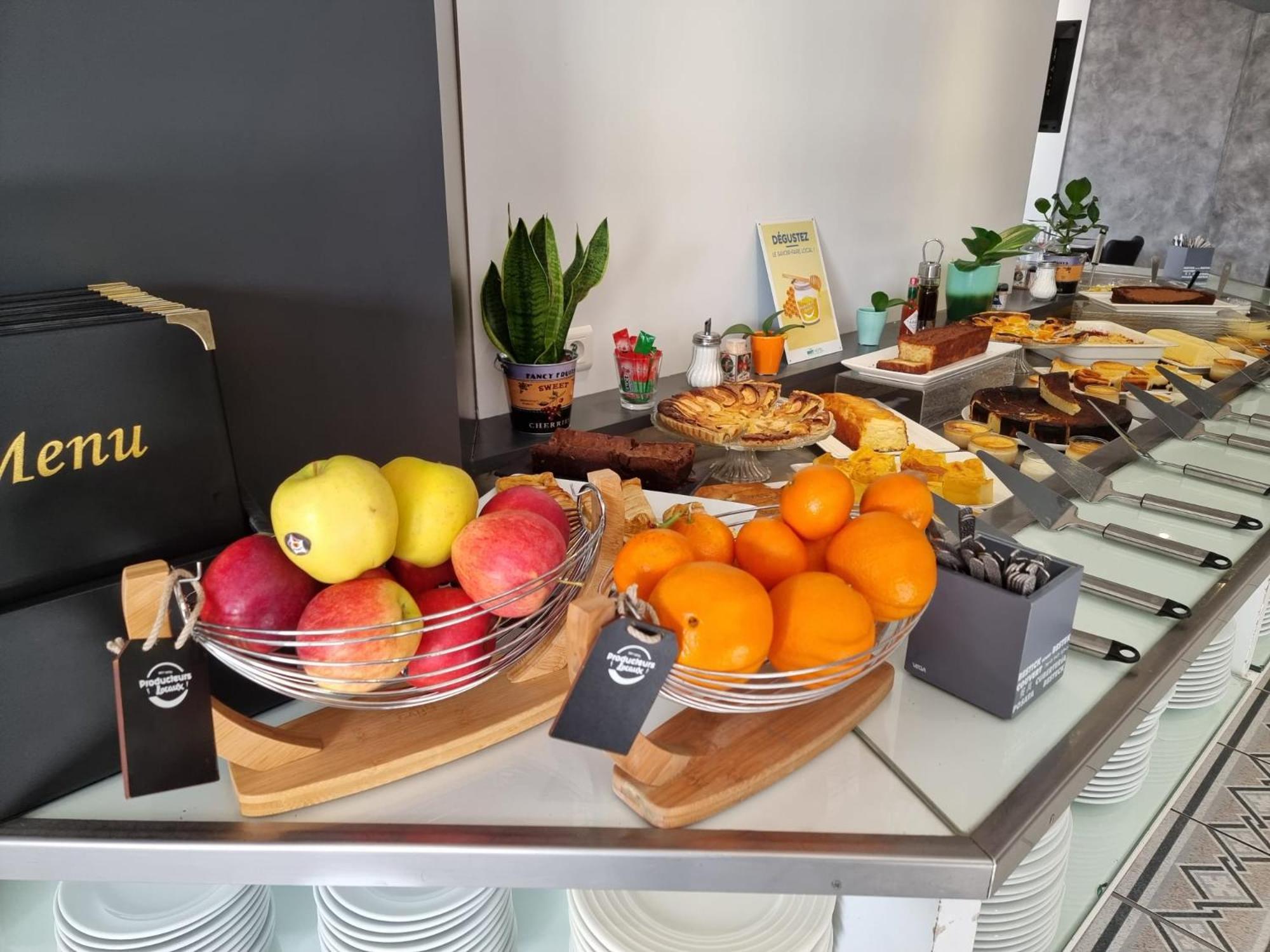 Brit Hotel La Bonne Etape Эврё Экстерьер фото