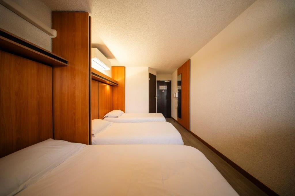 Brit Hotel La Bonne Etape Эврё Экстерьер фото